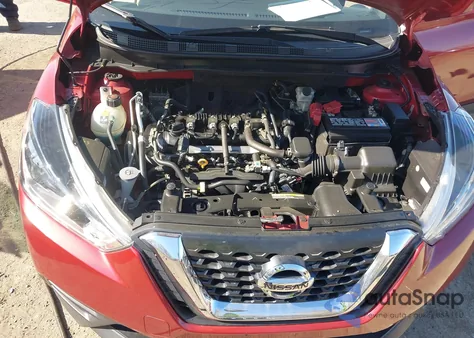 2018 Nissan Kicks Sv из США, поврежденный, VIN 3N1CP5CU9JL537106